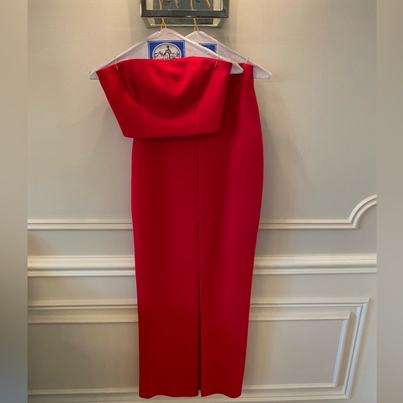 Lulus.Better Than a Sequel Red Two-Piece Dress.No rips or stains.Dry cleaned XS - Picture 9 of 16
